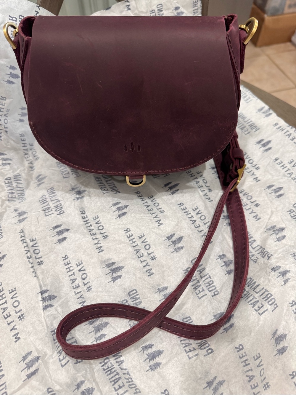 Portland Leather Larkspur Small Monaco Crossbody - Picture 4 of 8